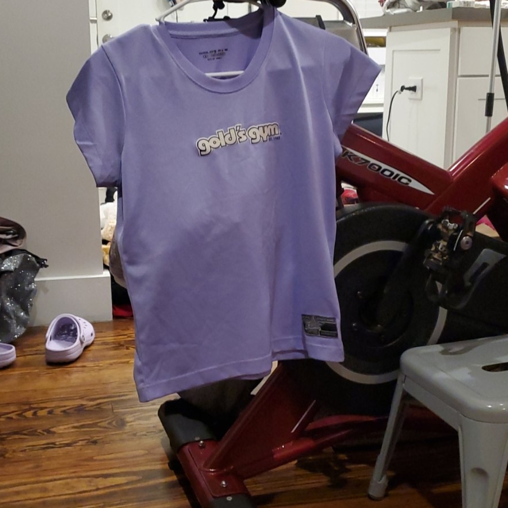 20 plus years vintage gold's gym staff shirt